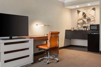 Presidential Suite, 1 King Bed, Non Smoking