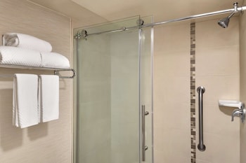 Executive Room, 1 King Bed, Non Smoking