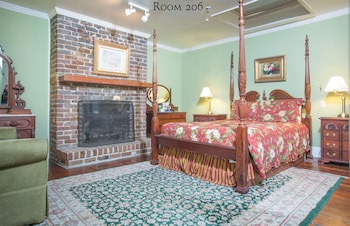 Room, 1 Queen Bed (206), Stairs Required