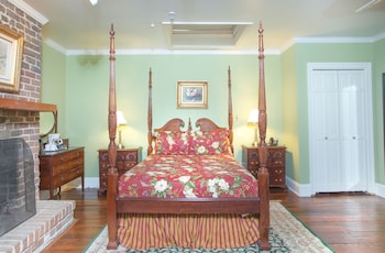 Room, 1 Queen Bed (206), Stairs Required