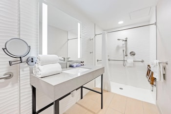 Room, 1 Queen Bed, Accessible, Non Smoking