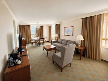 Master Suite, 1 King
