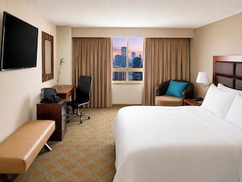 Deluxe Room, 1 King Bed