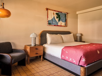 Suite, 1 King Bed