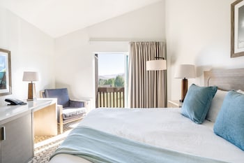 Room, 1 King Bed, Balcony