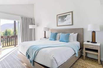 Room, 1 King Bed, Balcony