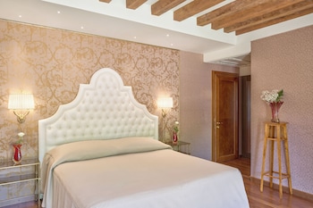 Deluxe Double Room, Canal View (Piccolo canale e/o Giardini)