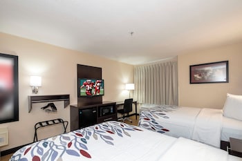 Deluxe Room, 2 Double Beds (Smoke Free)