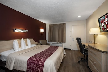 Deluxe Room, 1 Queen Bed, Non Smoking