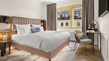 Room, 1 King Bed (Cosy)
