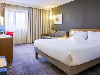 Standard Room, 1 Queen Bed with Sofa bed