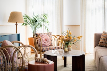 Suite, 1 King Bed
