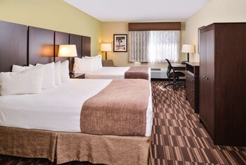 Standard Room, 2 Queen Beds, Non Smoking, Refrigerator & Microwave (Larger Room)