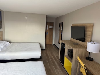 Standard Room, 2 Queen Beds