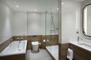 Junior Suite, 1 King Bed (Wellness)