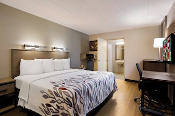 Superior Room, 1 King Bed, Accessible (Smoke Free)