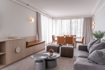 Suite, Club Lounge Access (Pacific)