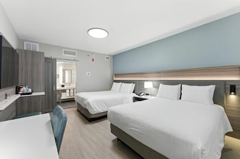 Room, 2 Queen Beds, Non Smoking