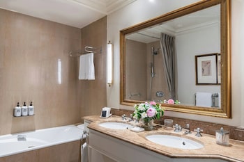 Suite (Les Bergues)