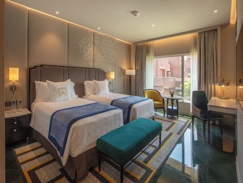 Royal Room, 1 Twin Bed