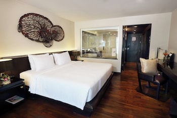 Junior Suite, 1 King Bed, Ocean View