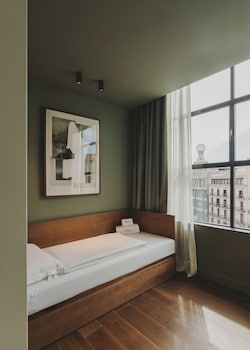 Family Quadruple Room (for 4)