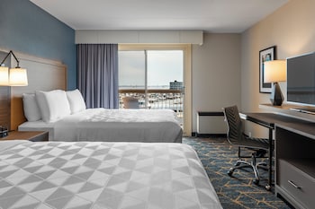 Standard Room, 2 Queen Beds, Balcony, Harbor View