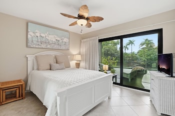 Signature Condo