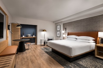 Suite, 1 Bedroom, Club Lounge Access (Gateway)