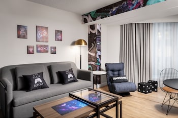 Studio, Multiple Beds, Club Lounge Access (Gamer)