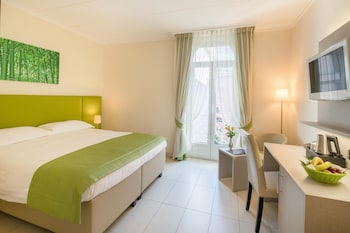Executive Double Room with Partial Lake view from the Balcony