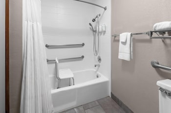 Room, 1 Queen Bed, Accessible, Non Smoking (Bathtub W/grab Bars)