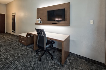 Room, 2 Queen Beds (Mobility Accessible, Transfer Shower)