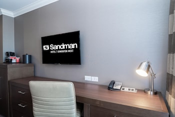 Room, 1 King Bed, Kitchenette, Tower