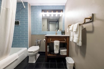 Suite, Multiple Beds, Non Smoking