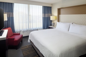 Standard Room, 1 King Bed