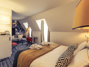 Junior Suite, 1 Double Bed with Sofa bed
