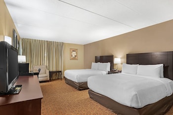 Room, 2 Queen Beds, Accessible, Non Smoking