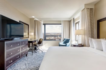 Room, 1 King Bed, Accessible (Mobility & Hearing)