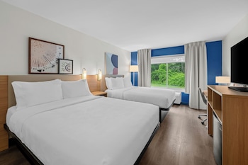 Room, 2 Queen Beds