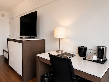 Superior Room, City View