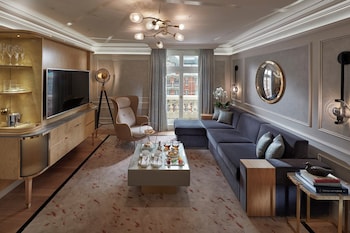 Suite (Belgravia)