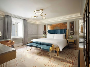 Superior Room, 1 King Bed