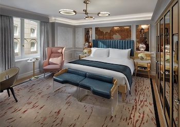 Superior Room, 1 King Bed