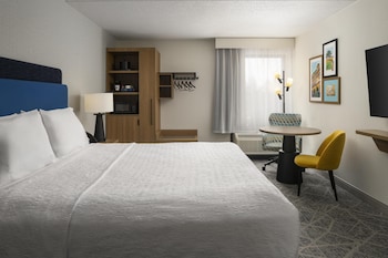 Room, 1 King Bed, Non Smoking (Study)
