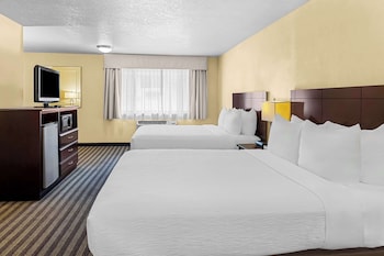 Standard Room, 2 Queen Beds, Non Smoking
