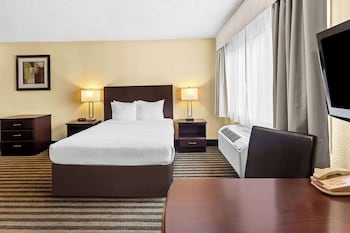 Room, 1 Queen Bed, Accessible, Non Smoking (Efficiency)