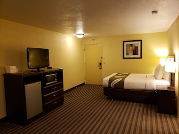 Standard Room, 1 Queen Bed, Non Smoking
