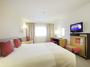 Standard Room, 1 Queen Bed with Sofa bed