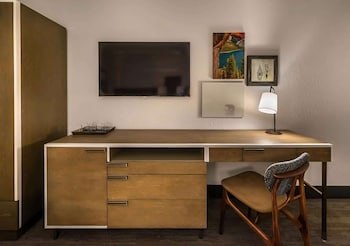 Standard Room, 1 King Bed, Accessible (View)